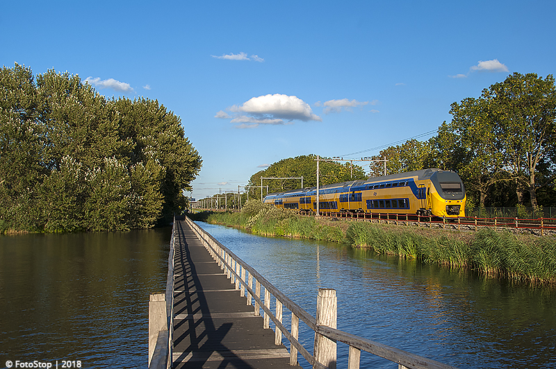VIRM - 9562 - Trein 2177 - Haarlemerliede 11.08.2018